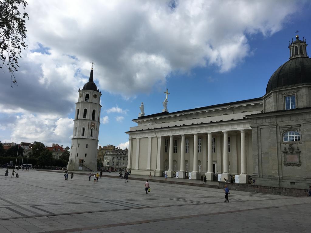 Skapas Street Vilnius Lägenhet Exteriör bild